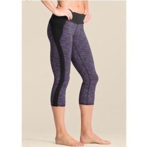 🔥5 for $25 sale🔥 Athleta blue marled cropped leggings